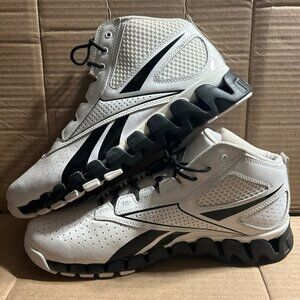 Reebok Men’s High Top Basketball Sneakers (black & white) MEN'S SIZE 13 New